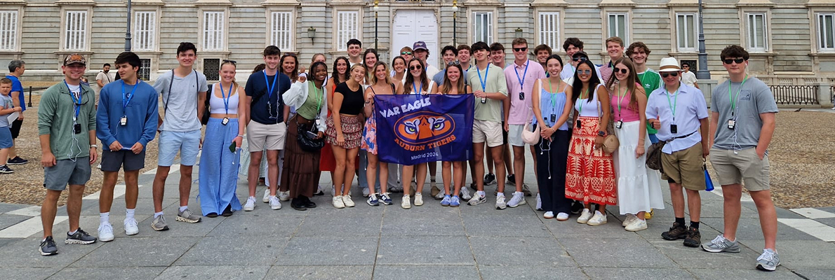 World Abroad Connect Home Experience Image